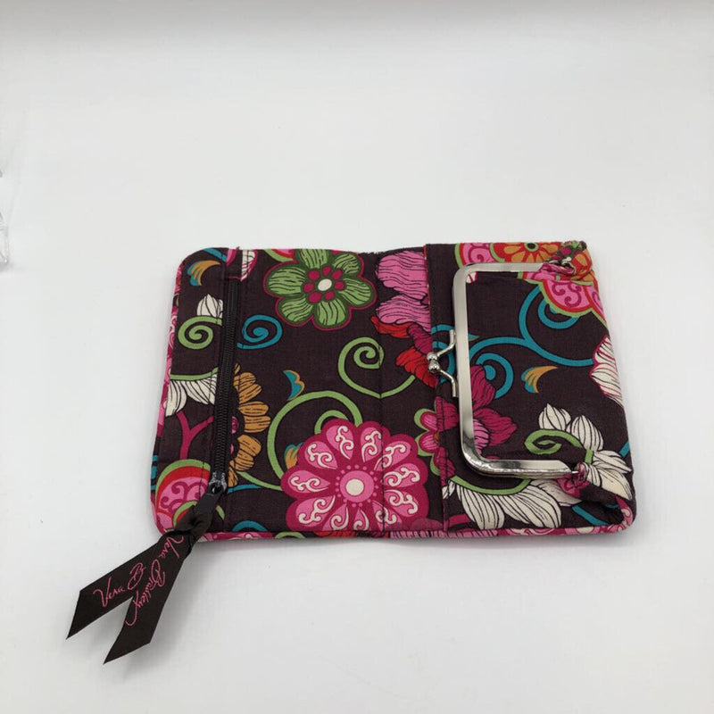 bi-fold kisslock wallet