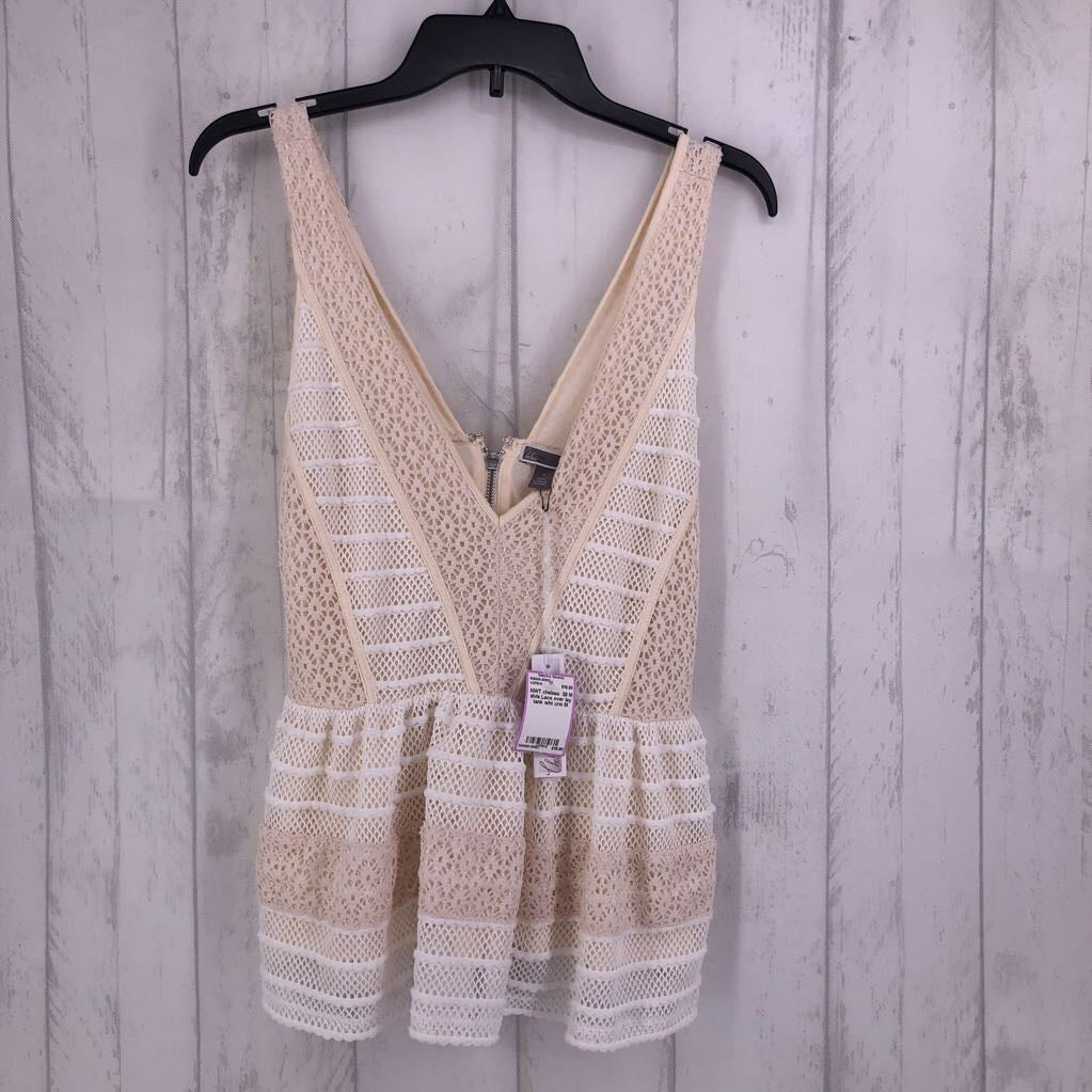 M slvls Lace over lay tank