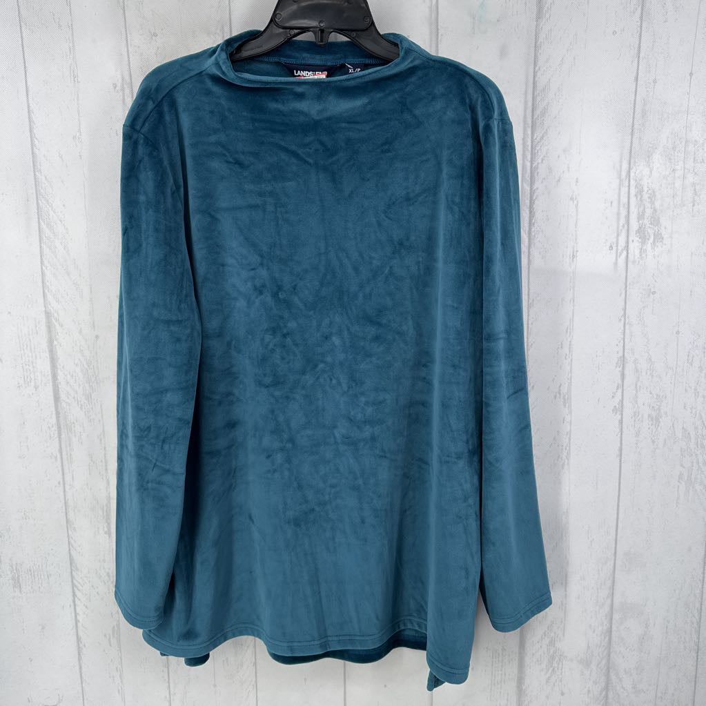 XL/P l/s mock neck velour top