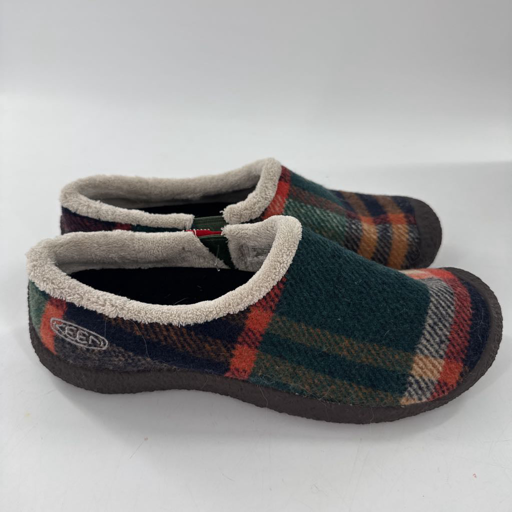 7 plaid sherpa lined slip ons