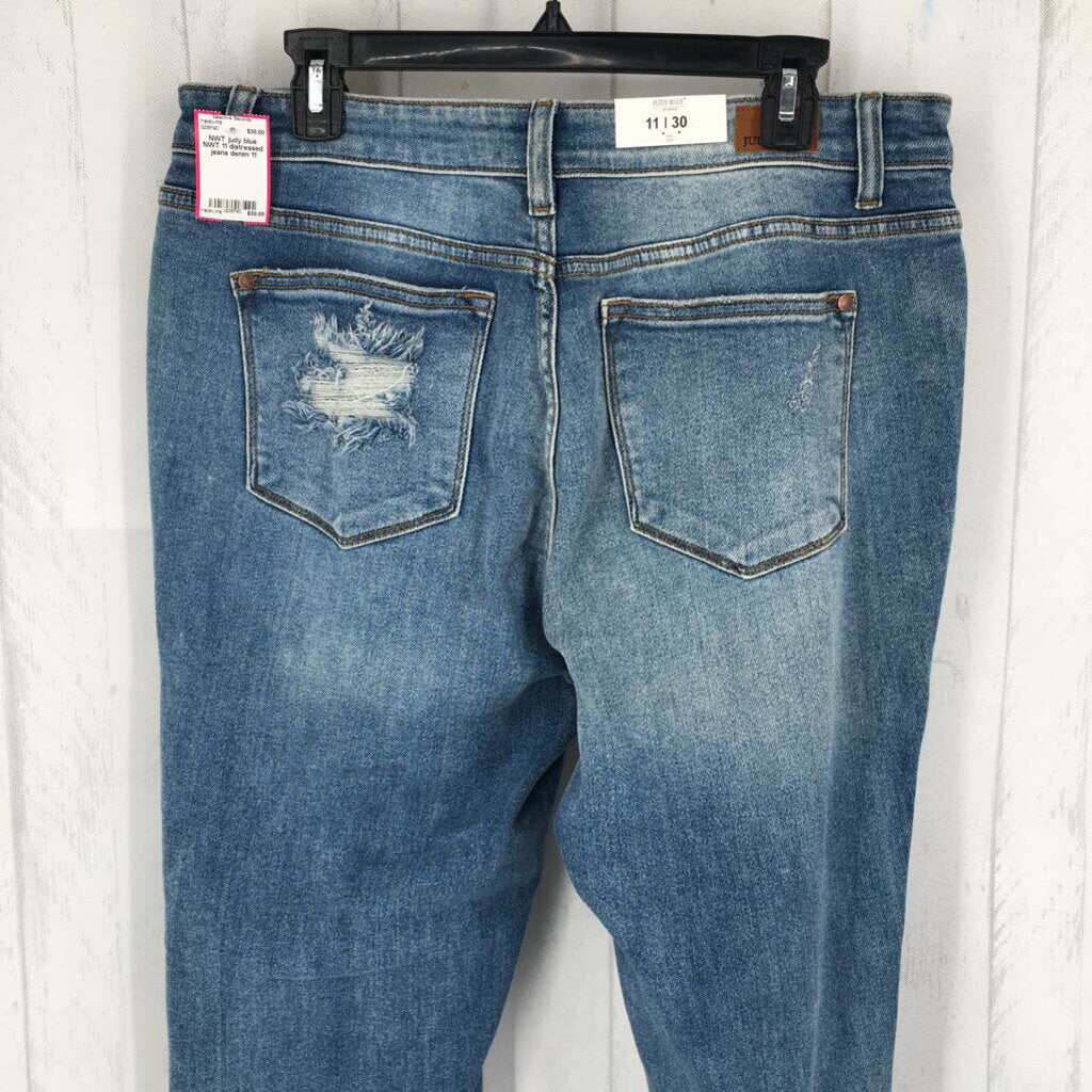 NWT 11 distressed jeans