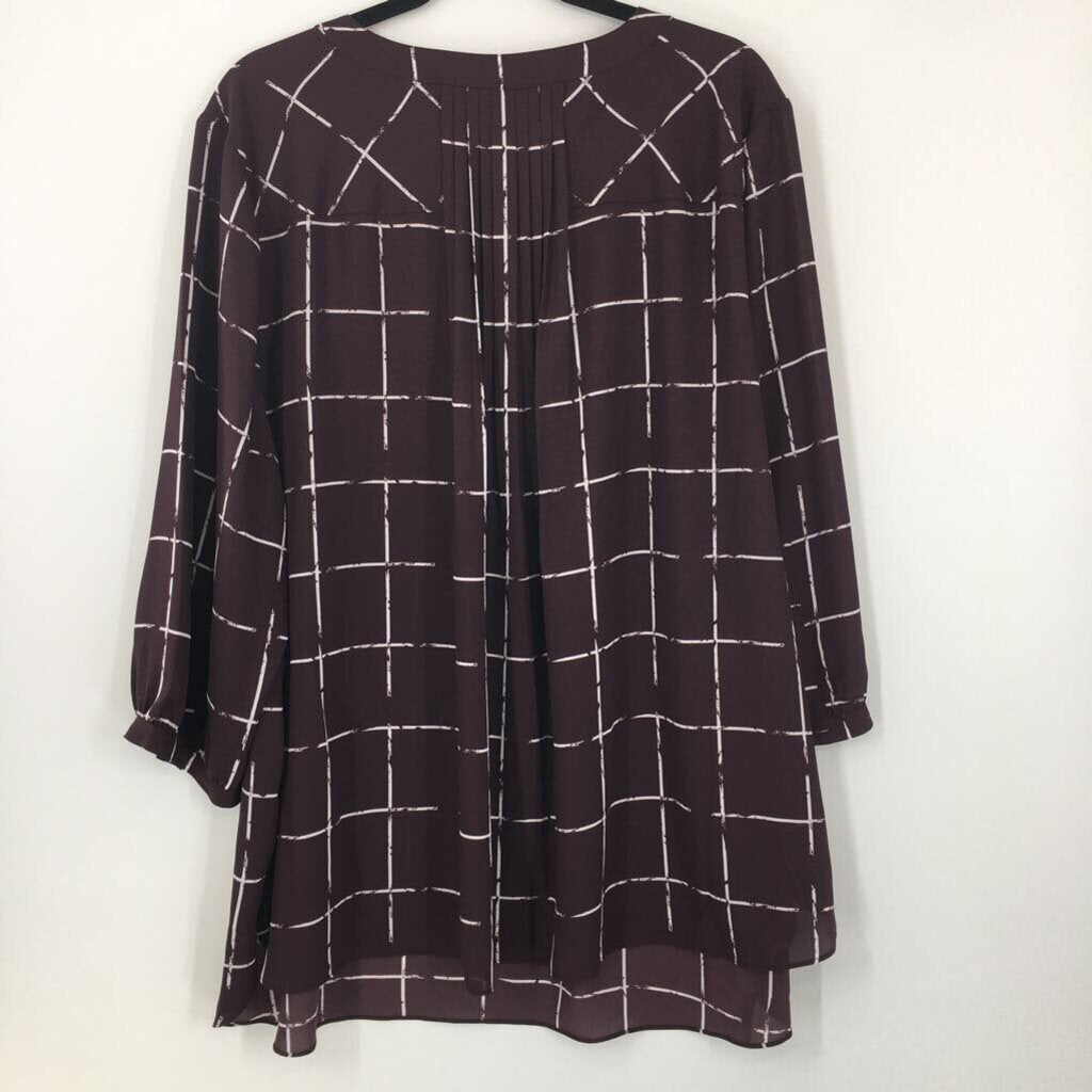 3X Printed 1/2 button down elbow slv top