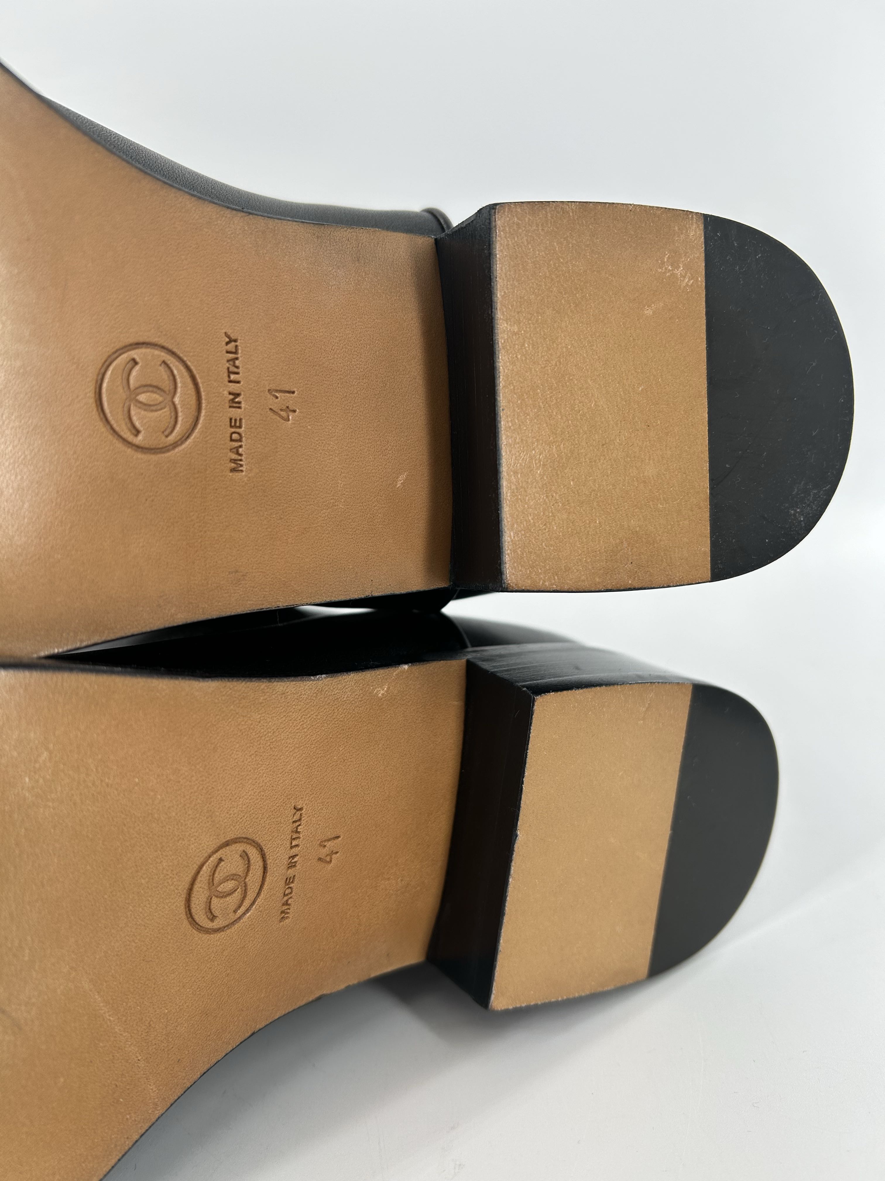 Chanel 2015 Interlocking CC Logo Black Leather Riding Boots size 10.5