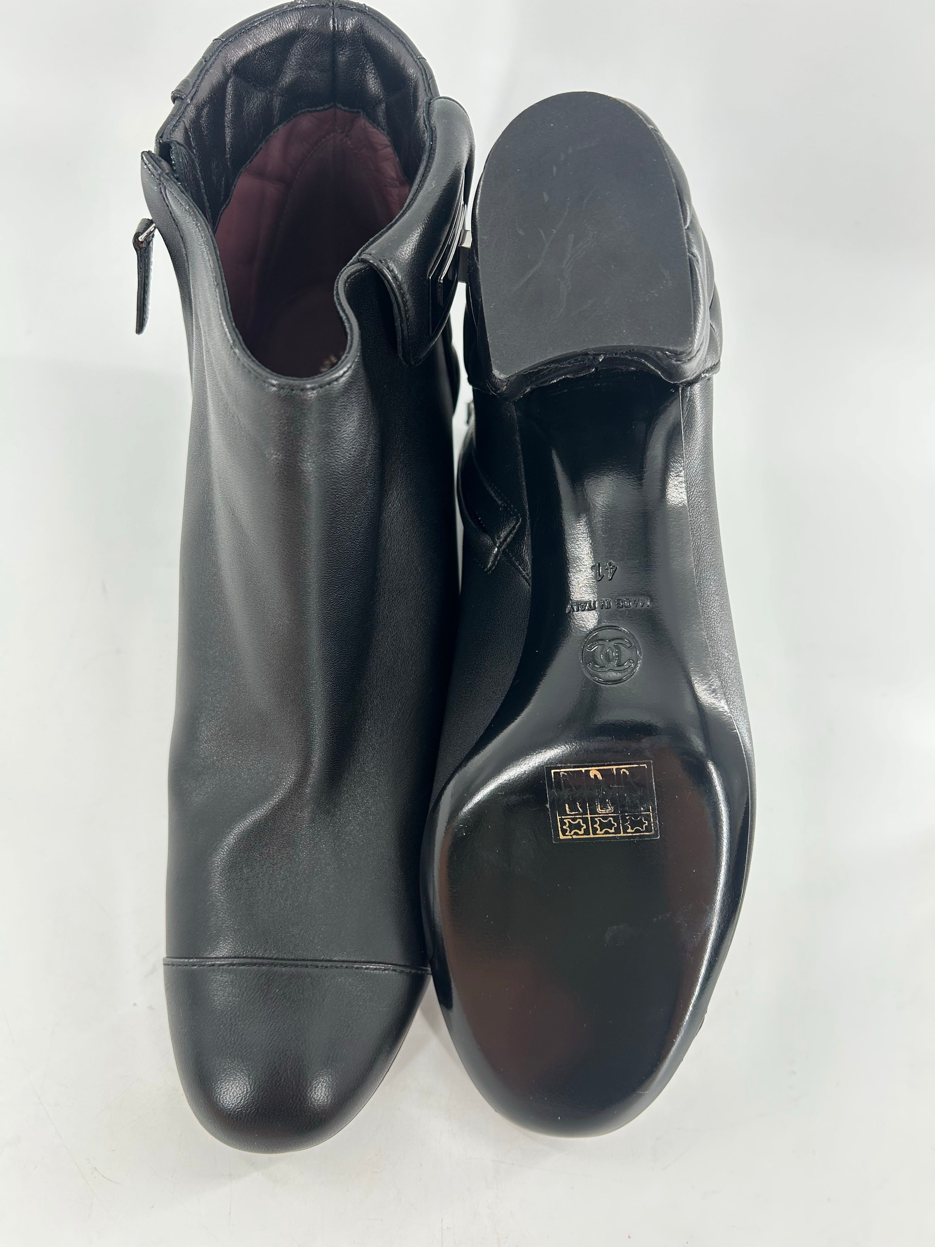 Chanel 2010n Quilted Ankle Boots w/ Turnlock Accent size 10.5