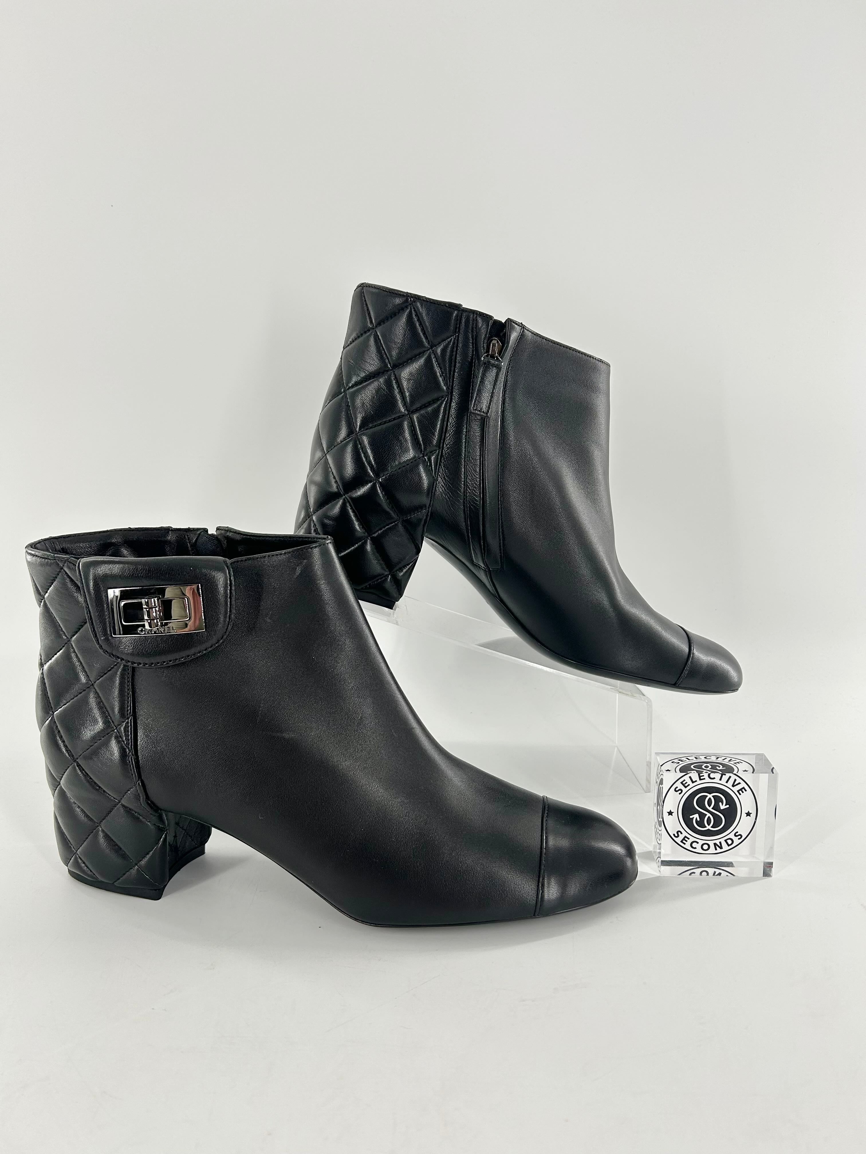 10.5 quilted ankle boots