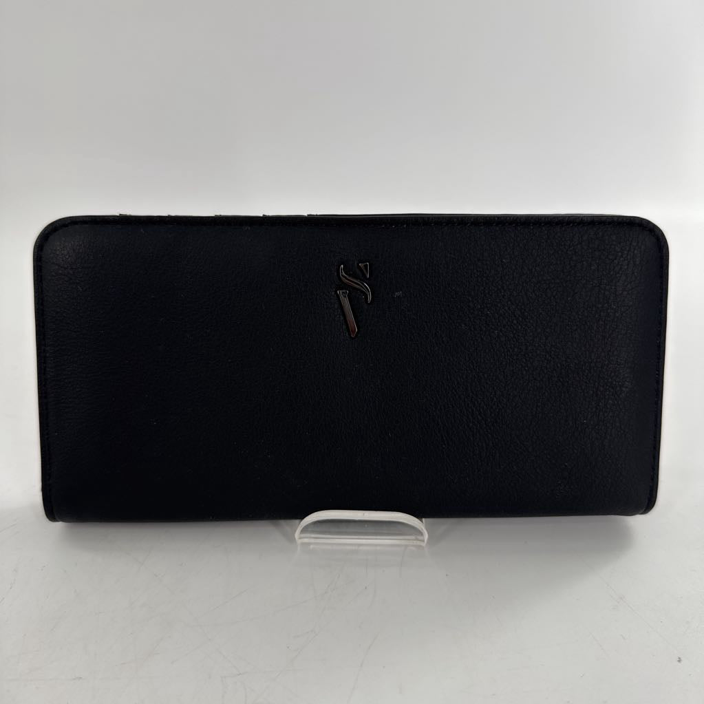 leather bi-fold wallet