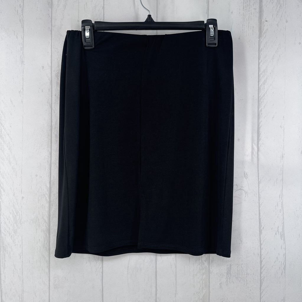 M pull on skirt