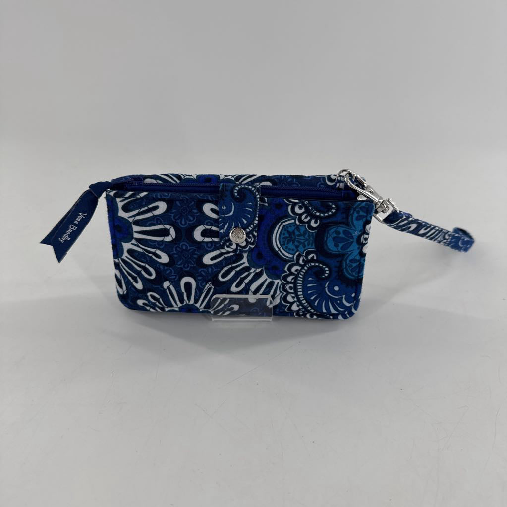 tri-fold quilted wallet/wristlet