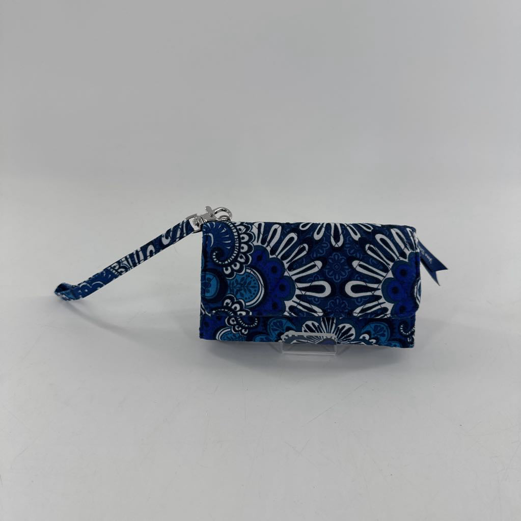 tri-fold quilted wallet/wristlet