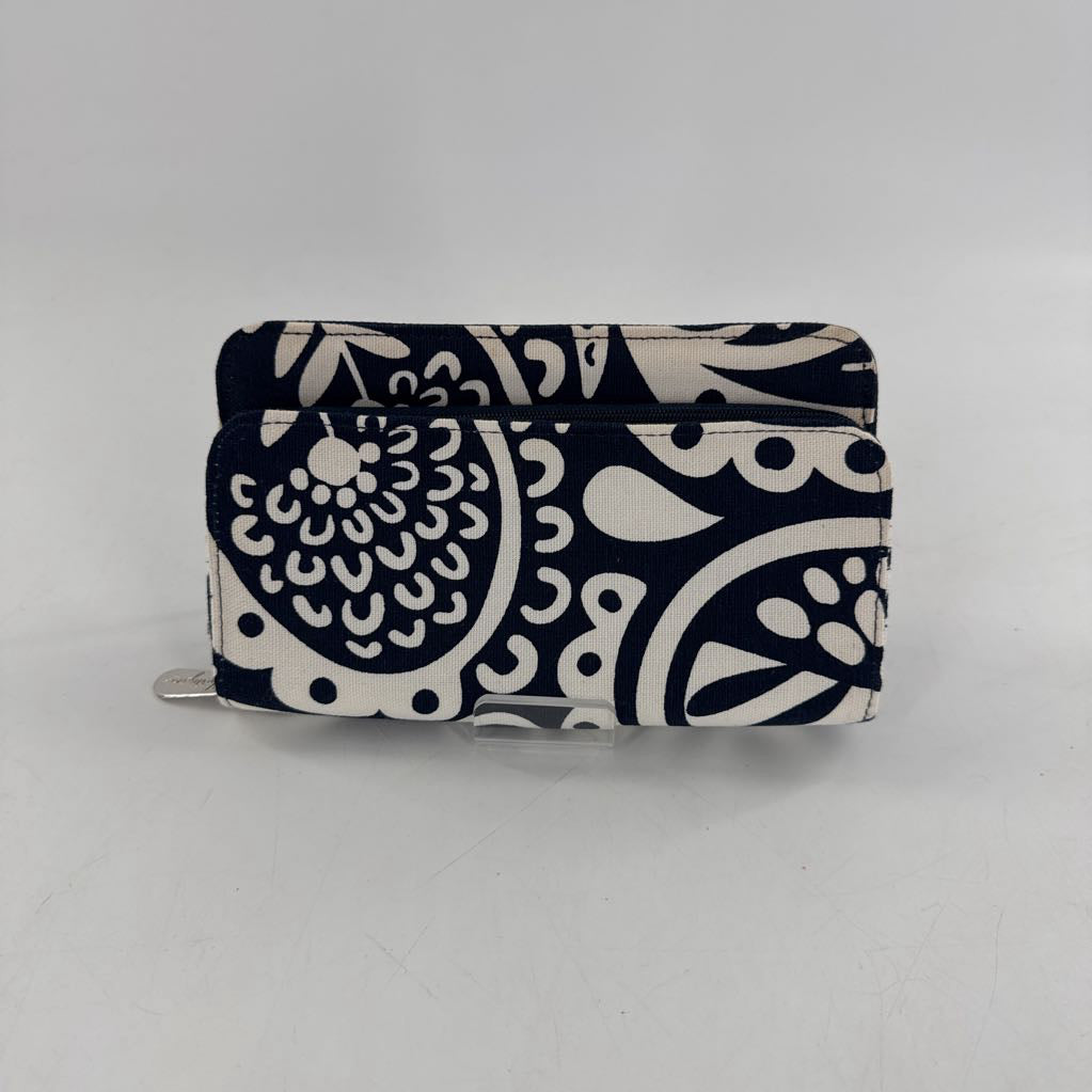 zip around bi-fold print wallet