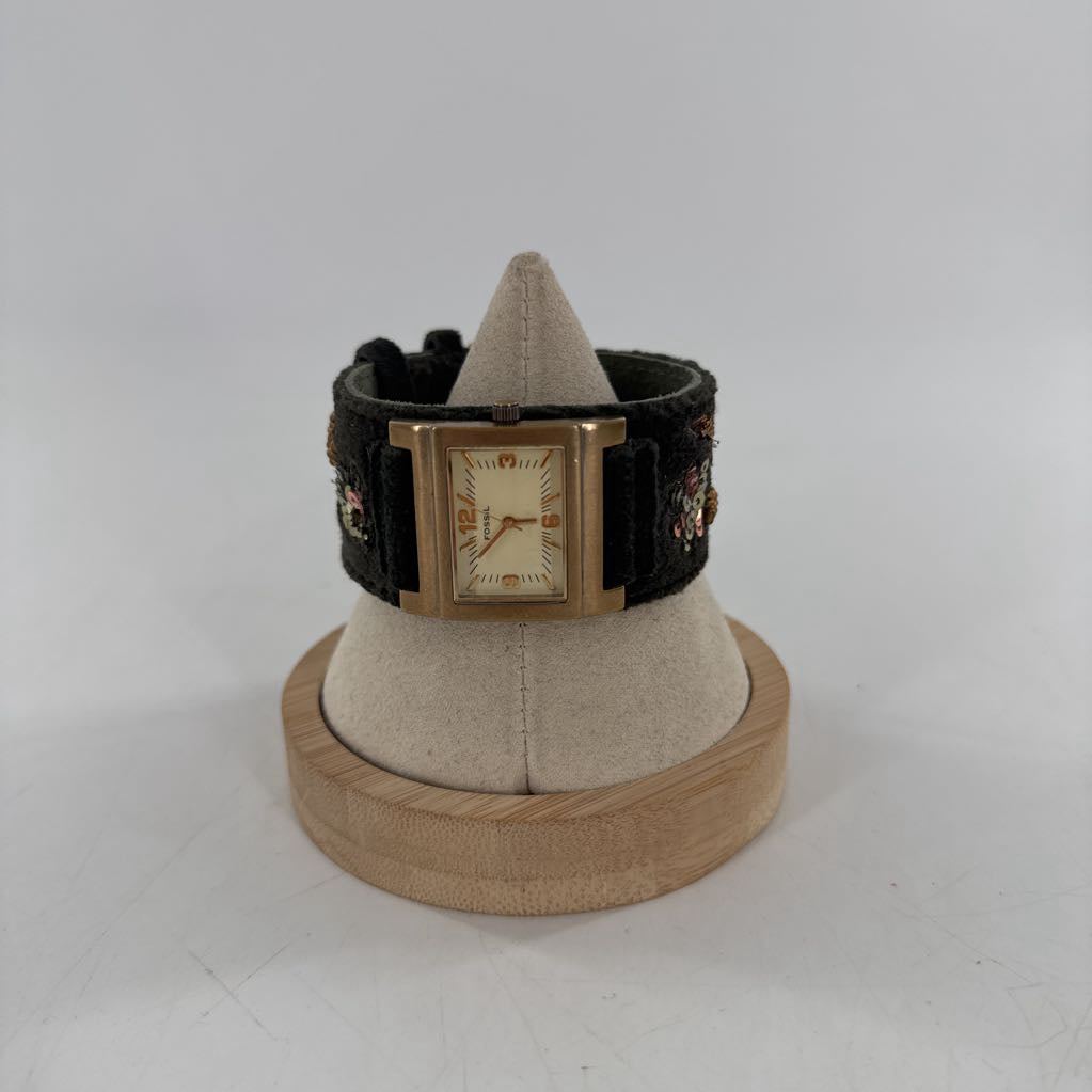 leather embelished band square face watch w/tin