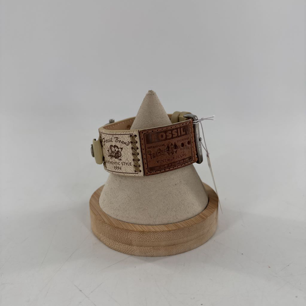 leather stamped band square face watch w/tin