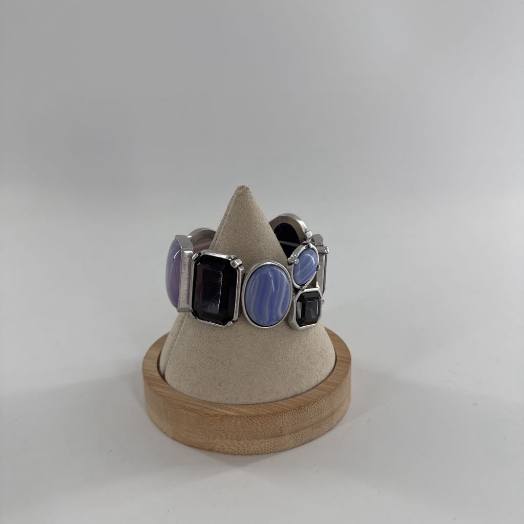 R49 stretch bracelet