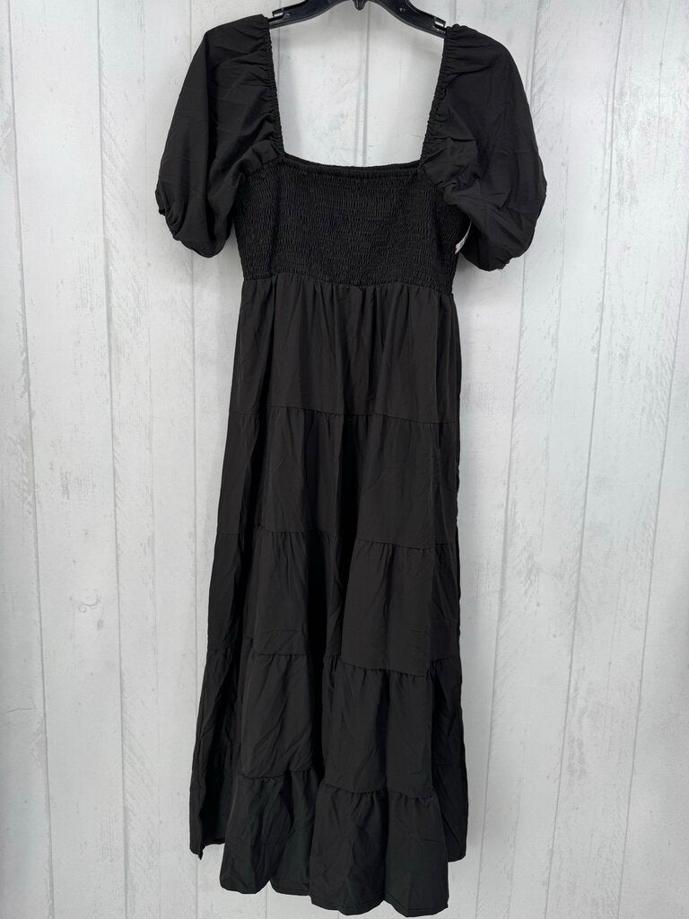 L puffy s/s smocked tired ruffle maxi dress