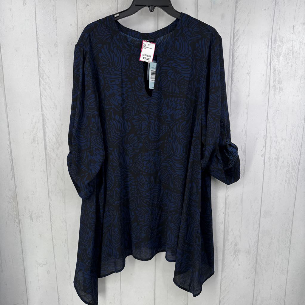 R49 2 elbow slv print shark bite top