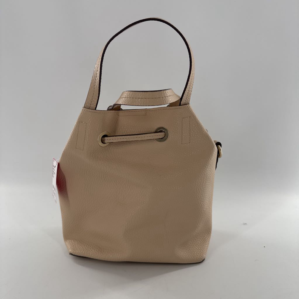 vegan leather bucketbag
