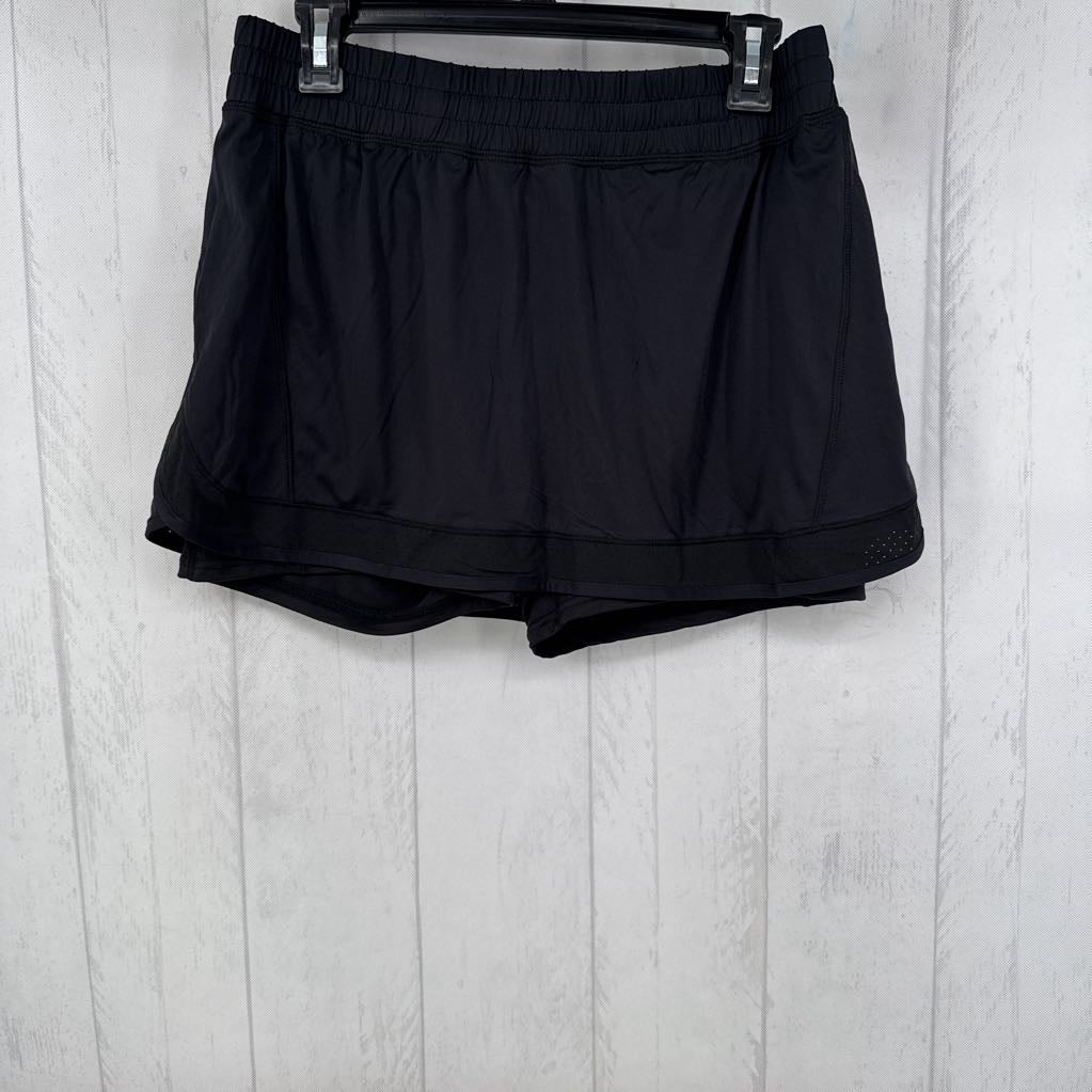 R20 L running shorts