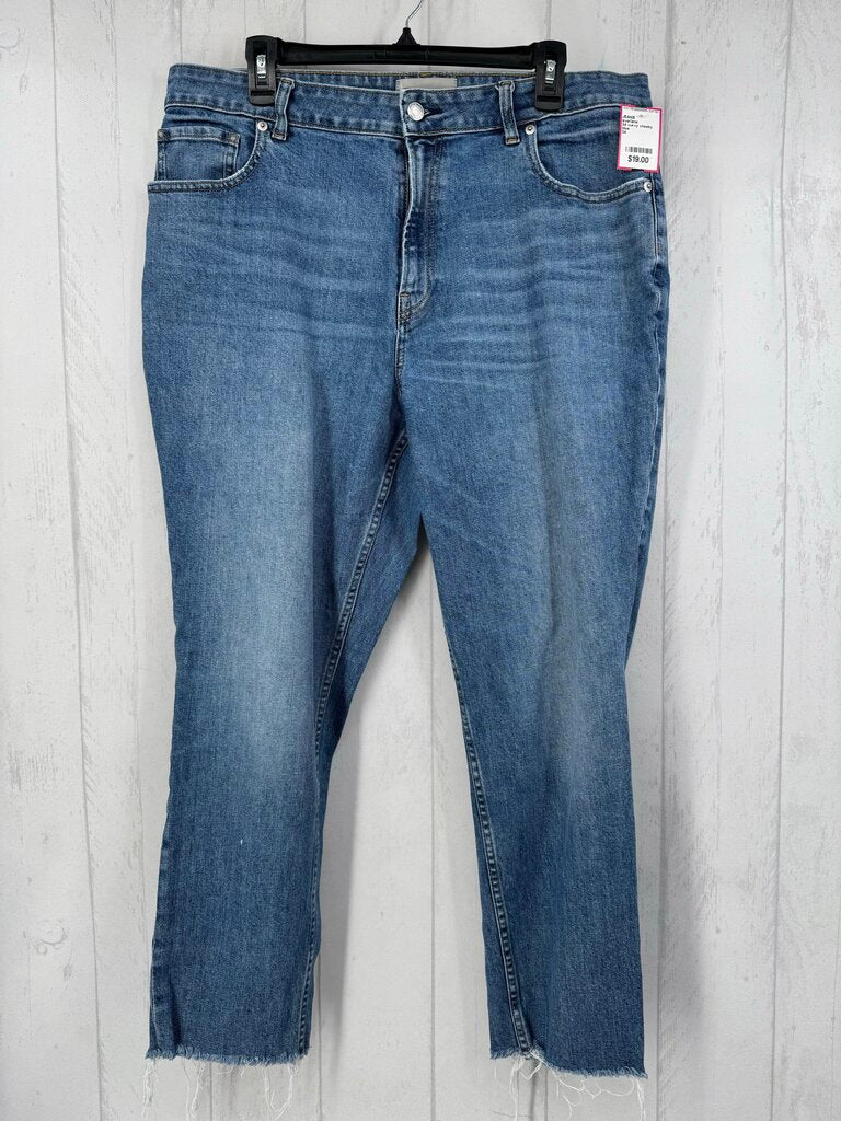 34 curvy cheeky jeans