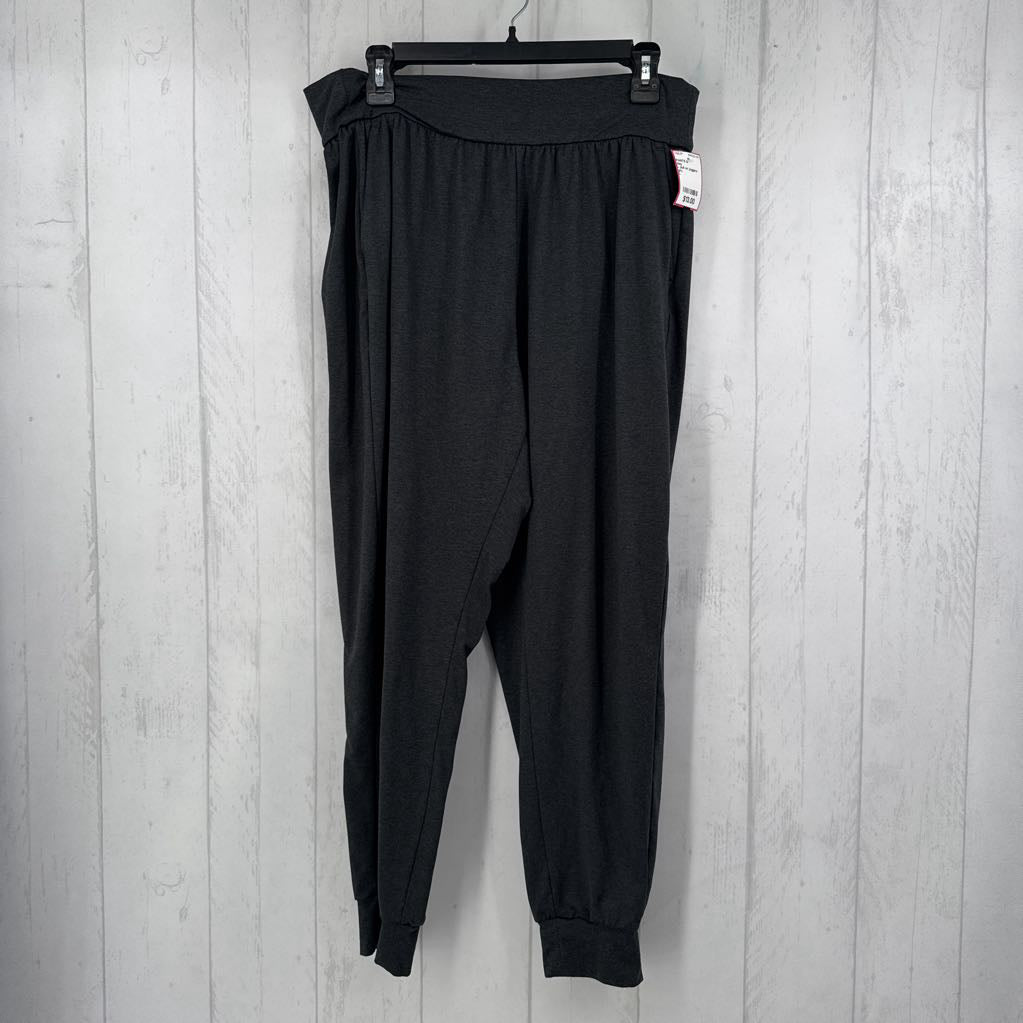 L pull on joggers
