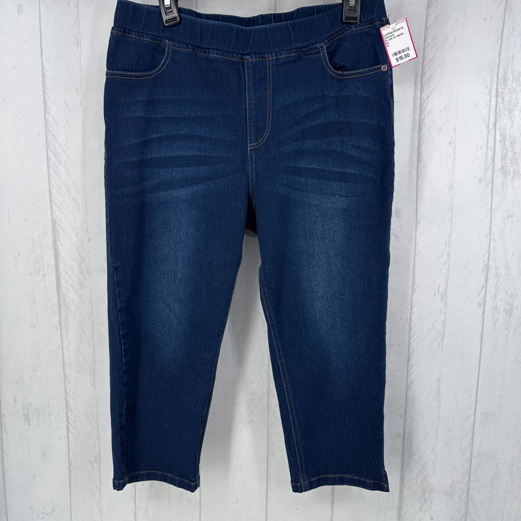 XL pull on denim capri