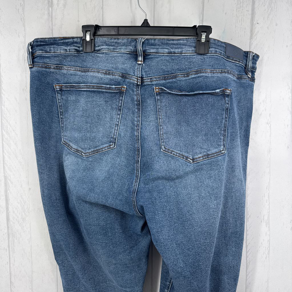 24w mid-rise skinny crop jeans