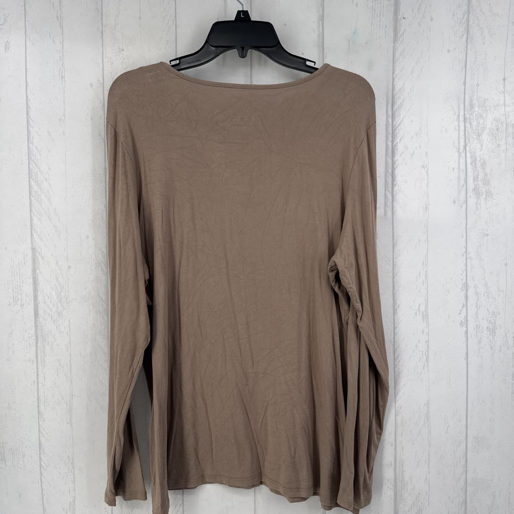 XL l/s scoop neck top