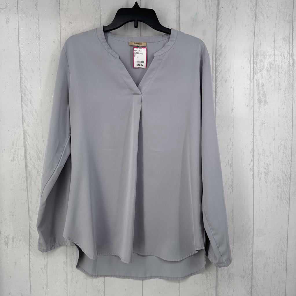 L v-neck l/s top