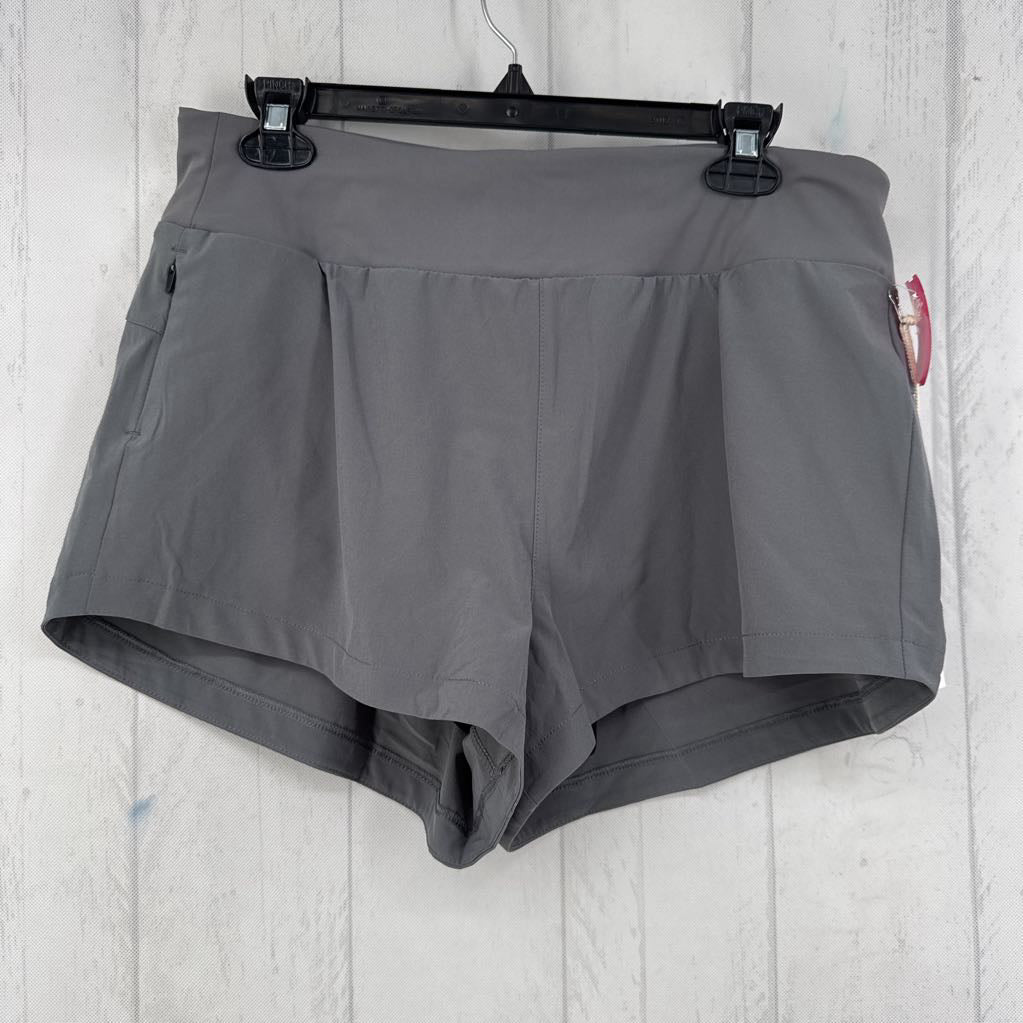 R68 L lined active shorts