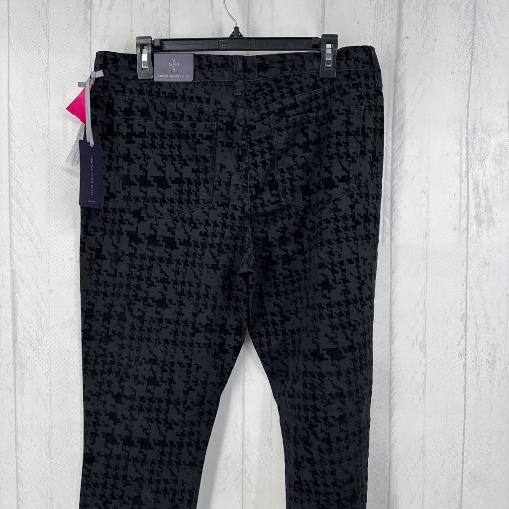 12 textured skinny pant