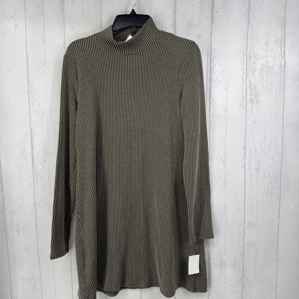 XL textured l/s dress