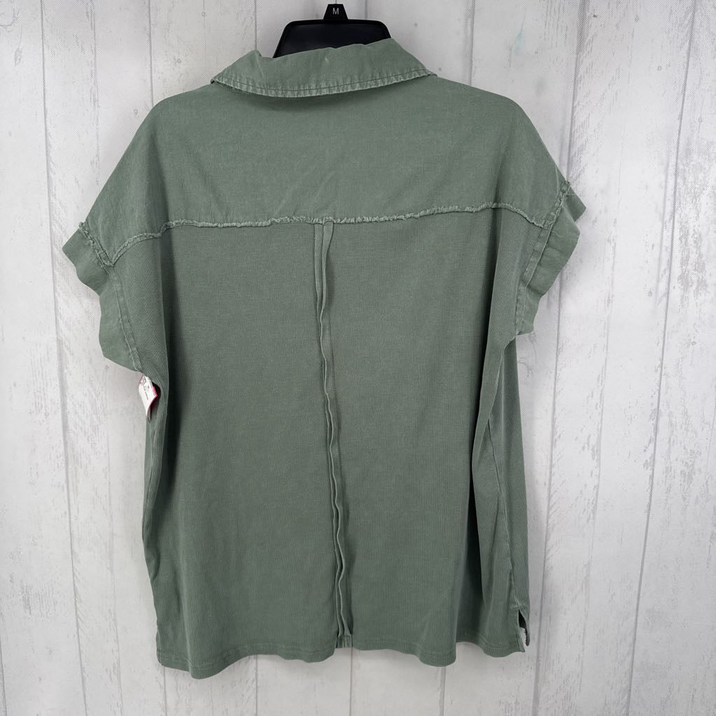 L s/s half button top