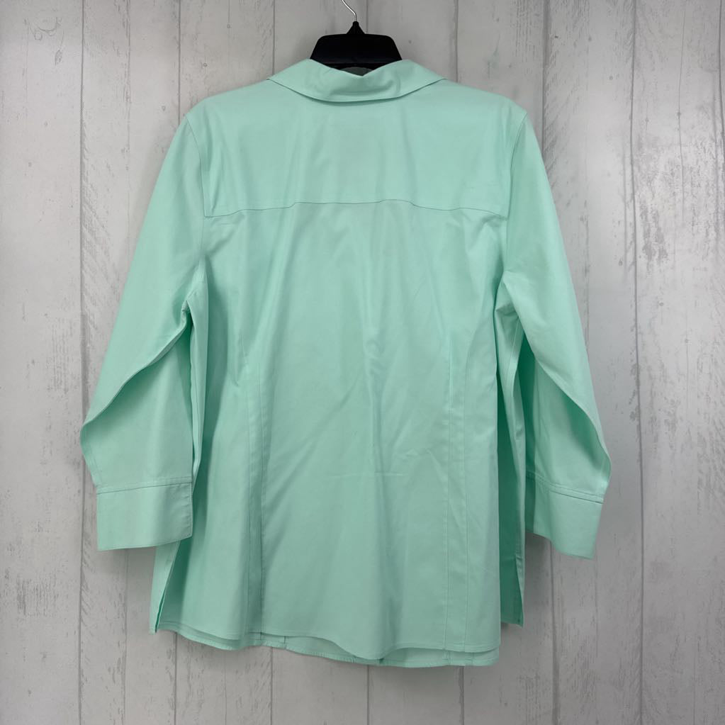 14 button down 3/4 slv top