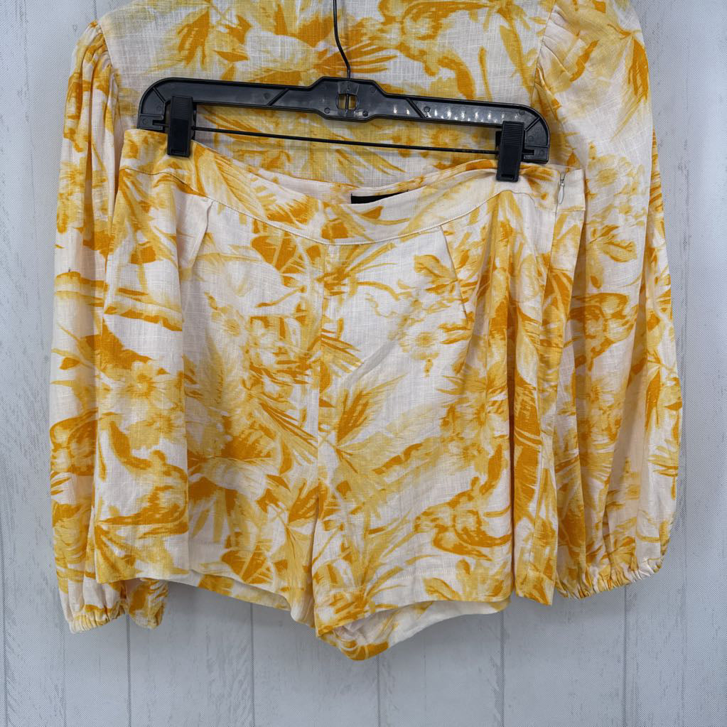 R124 2Pc XL flo print bow front top & 12 flo print shorts