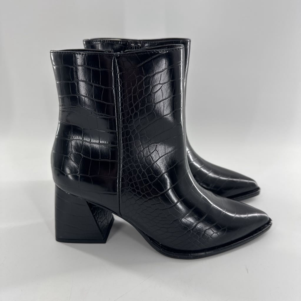 7.5 memory foam block heel bootie