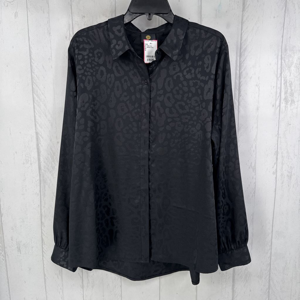 XL animal print button down l/s top