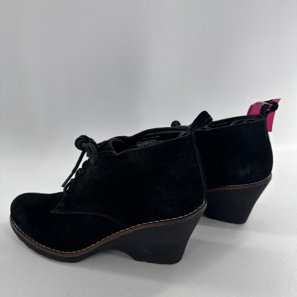 8 leather wedge heel bootie