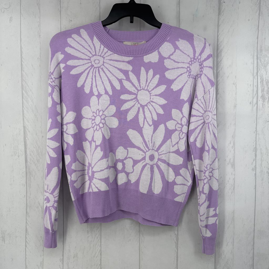 M flower pattern sweater
