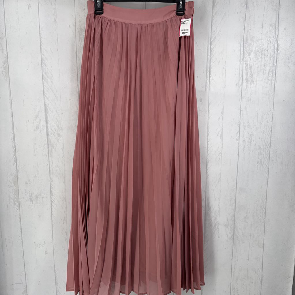 M pleated skirt