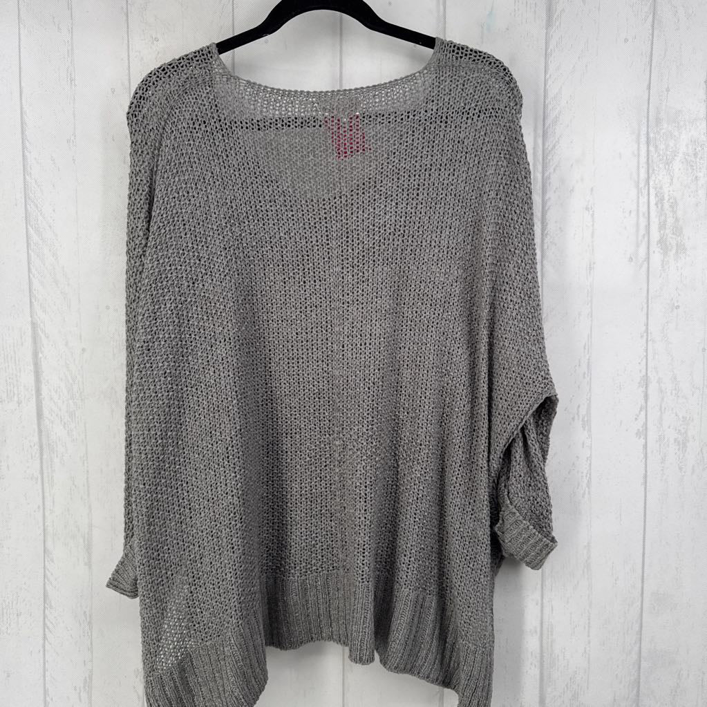 OS s/s v-neck hi-low top