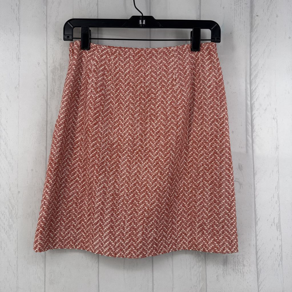 00 textured skirt