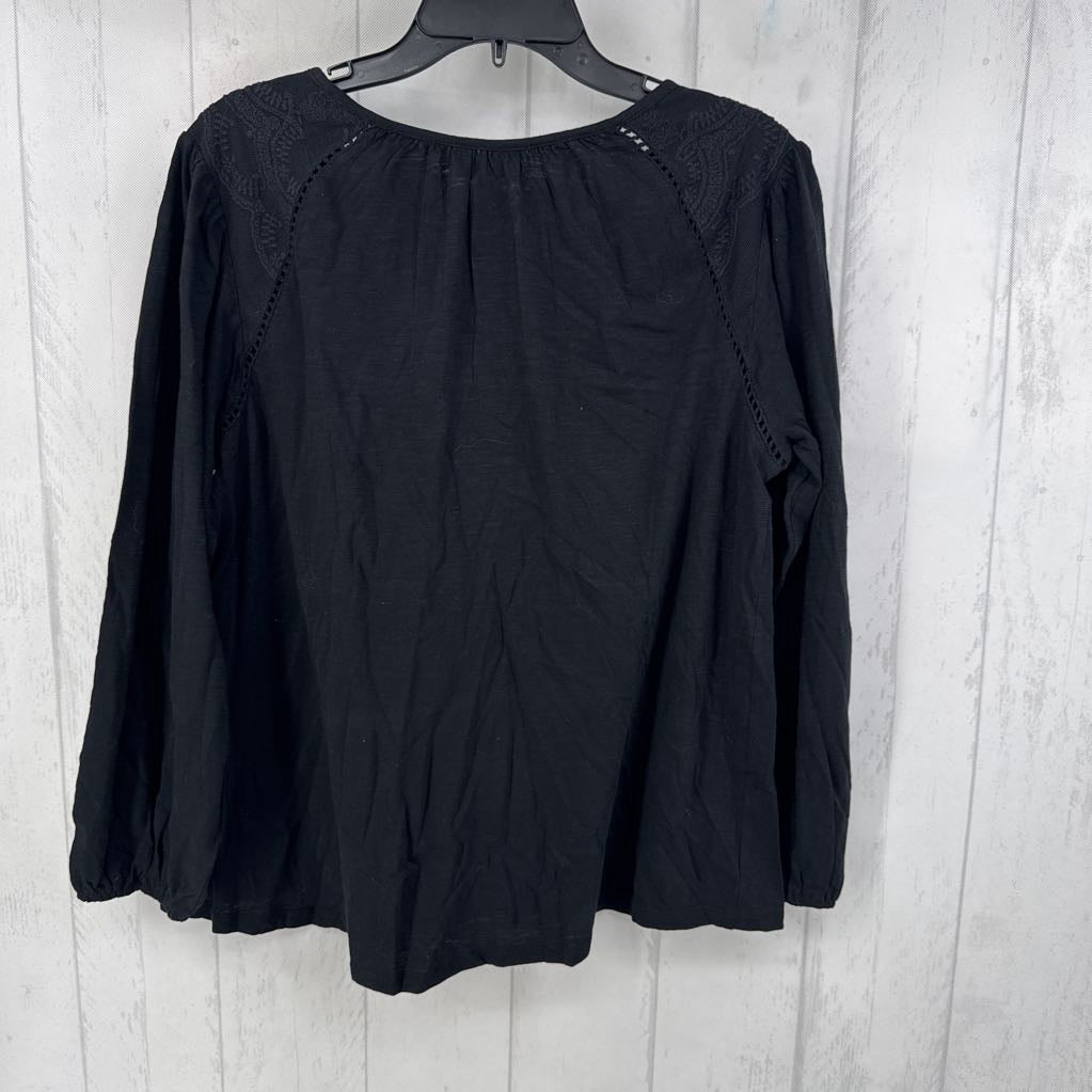 XL l/s embroidered top