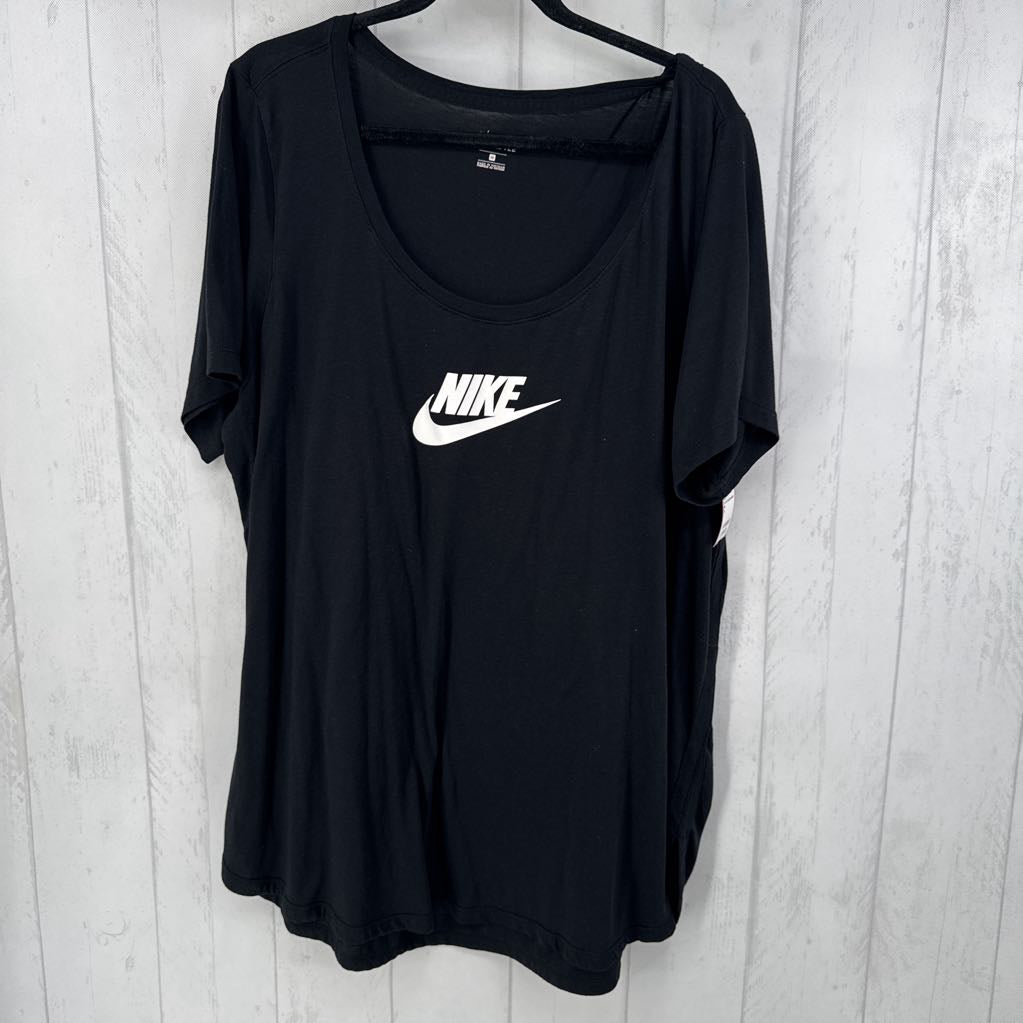 2x s/s scoop neck top