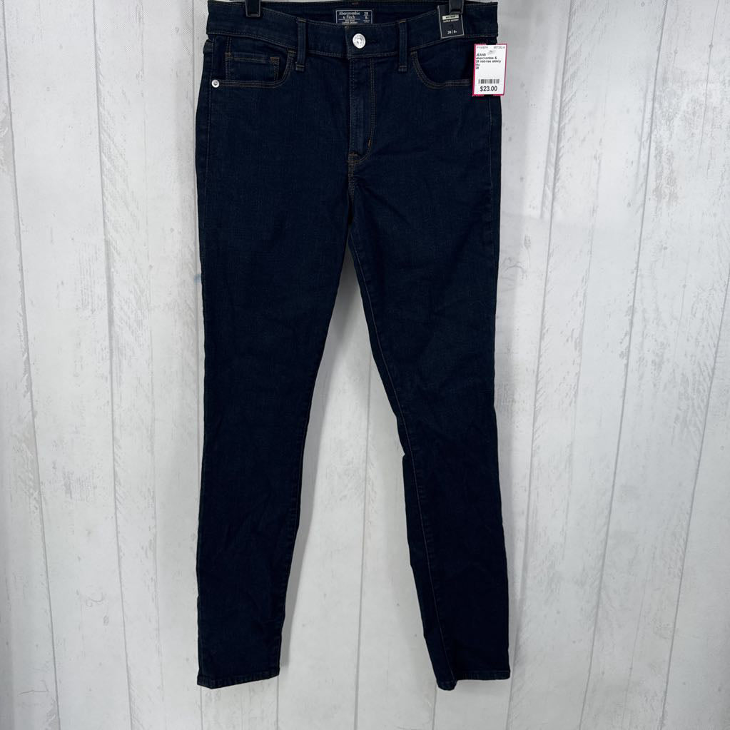 28 mid-rise skinny jean