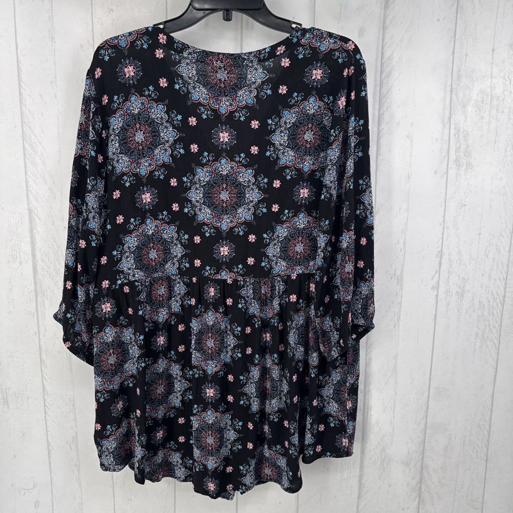 2X printed button down 3/4 slv top