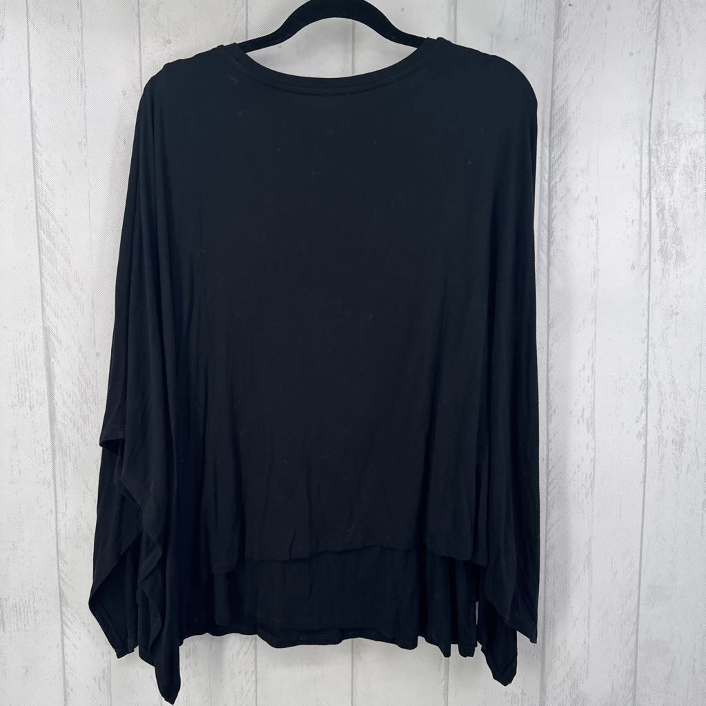 1X cape style top