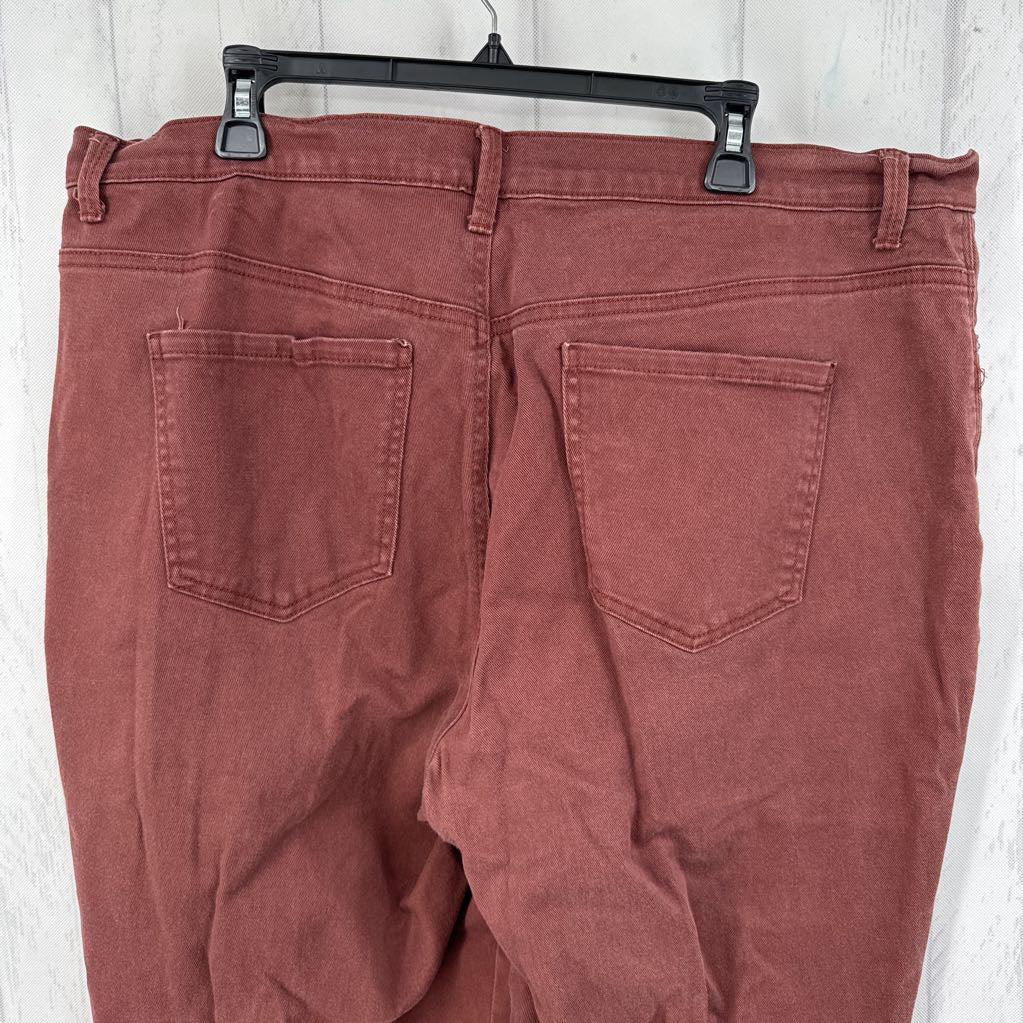 18W straight leg jean