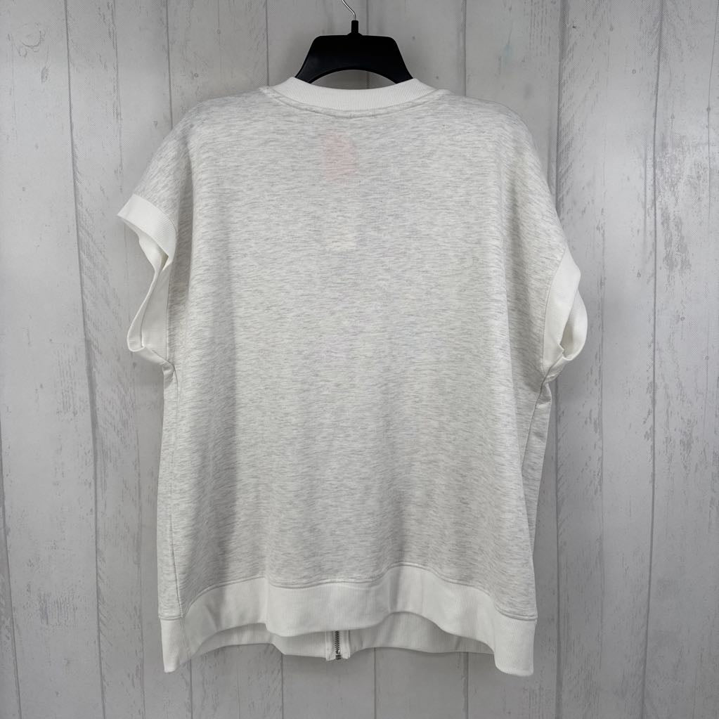 R25 18/20 zip-up s/s top