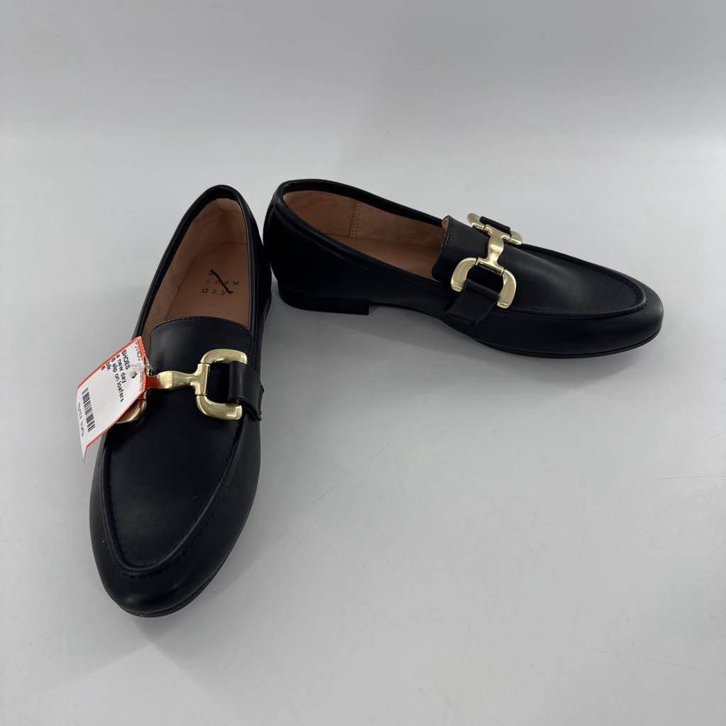 6 slip on loafers