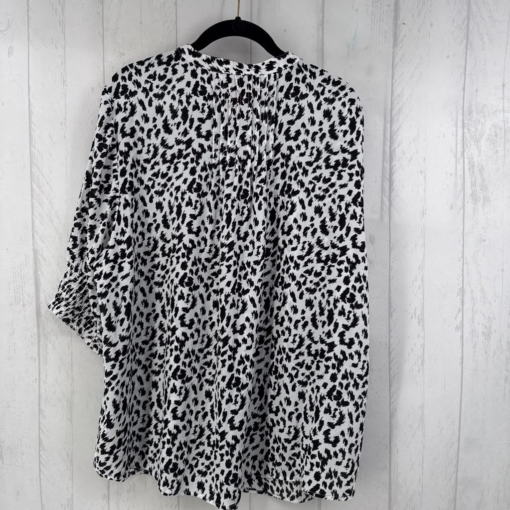 1x s/s animal print button shirt