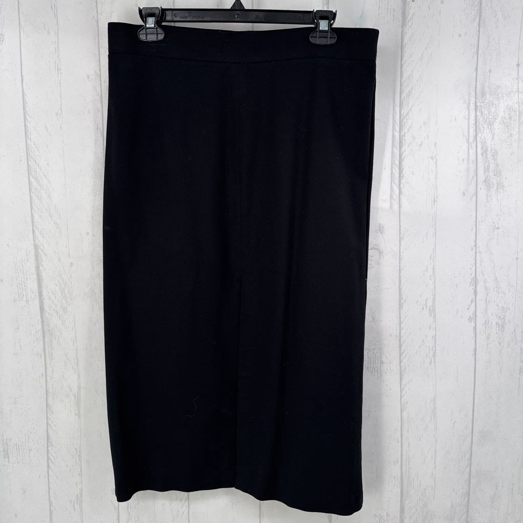 L pull-on skirt
